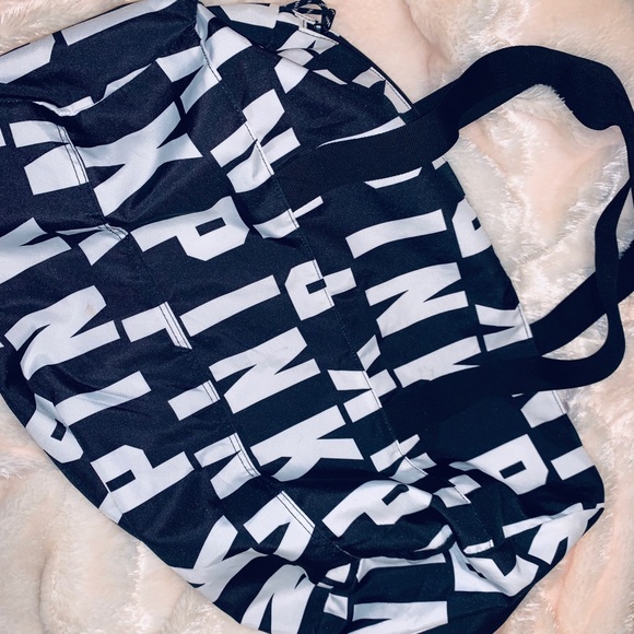 PINK Victoria Secret Duffle Bag - Picture 2 of 4